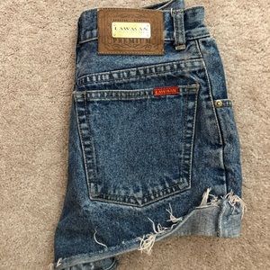 Vintage high waisted jean shorts